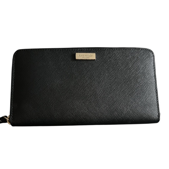 Kate Spade Elegant Black Zip Wallet - Picture 2 of 12
